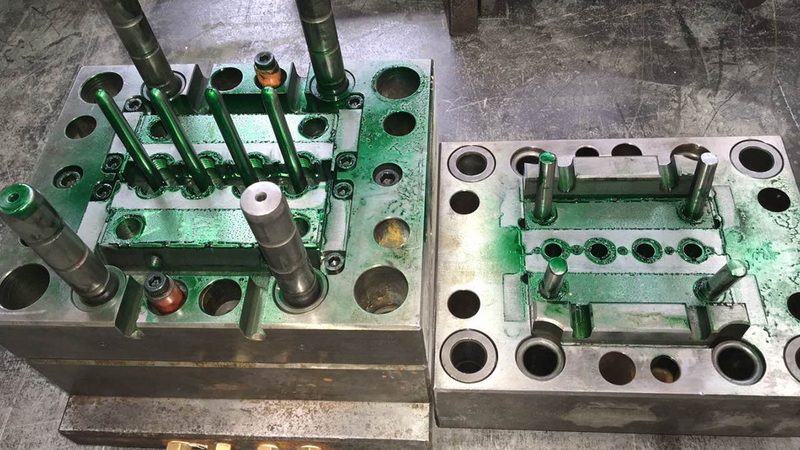 冲压模具配件加工流程解析：从设计到成品的秘密**